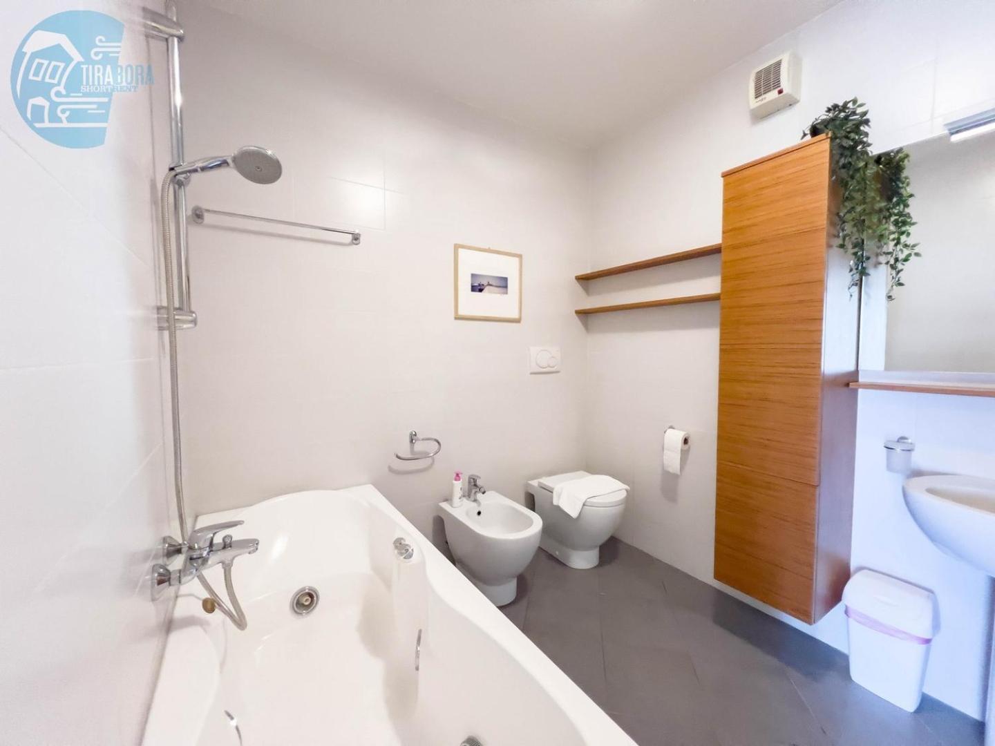 Cattedrale 5 Tirabora Short Rent Apartamento Trieste Exterior foto