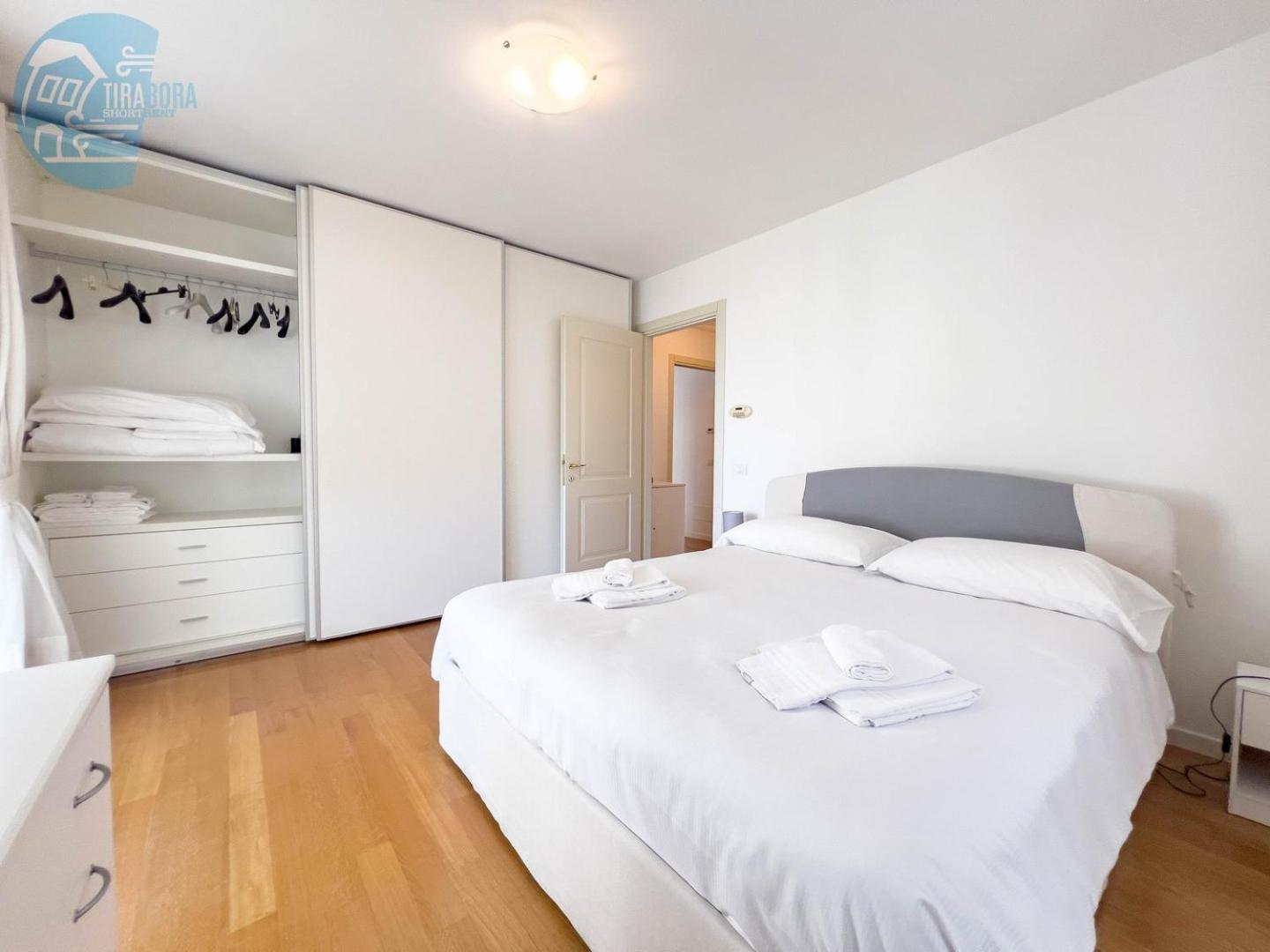 Cattedrale 5 Tirabora Short Rent Apartamento Trieste Exterior foto