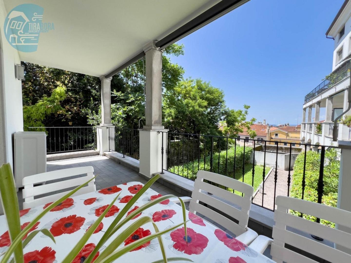 Cattedrale 5 Tirabora Short Rent Apartamento Trieste Exterior foto